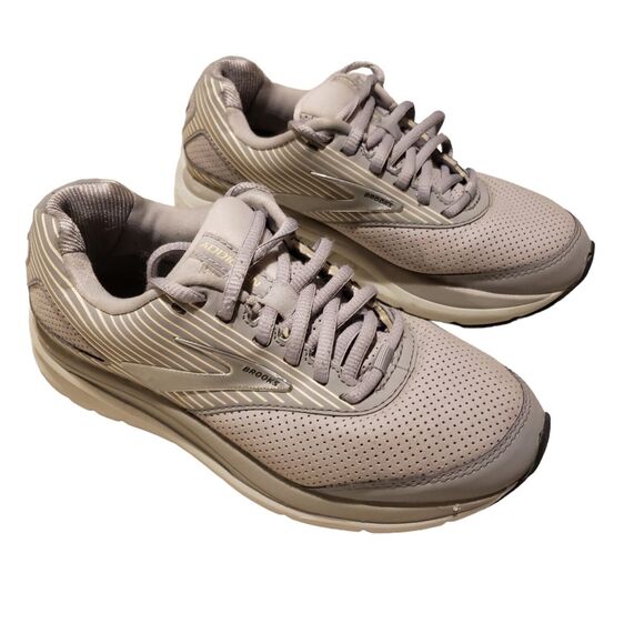 Brooks Addiction Gray Walker Suede Women's Size 6 Alloy/Oyster/Peach - Picture 1 of 5